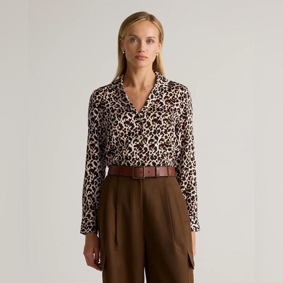 Quince Washable Stretch Silk Notch Collar Blouse in Leopard Print, Size Small - Picture 2 of 12